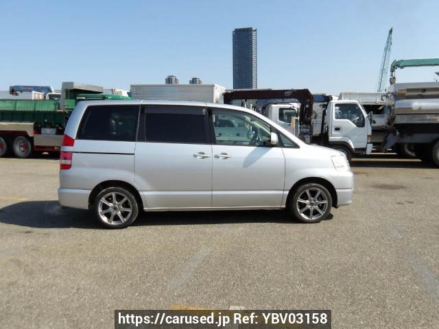 Buy Used 2003 Toyota Noah AZR60G (YBV03158) - Carused.jp