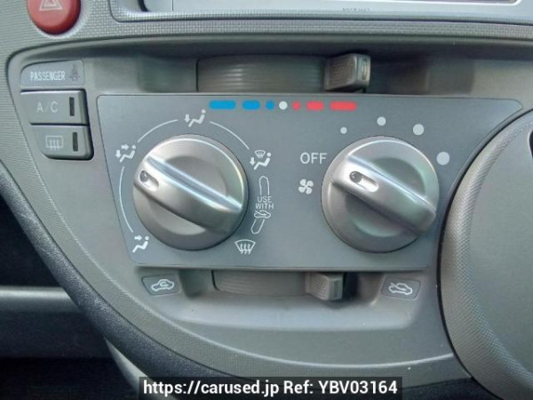 Used 2005 AT toyota sienta NCP81G Image[24]