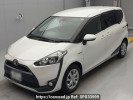 Toyota Sienta NHP170G