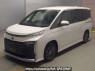 Used 2022 AT toyota voxy ZWR90W Image[0]