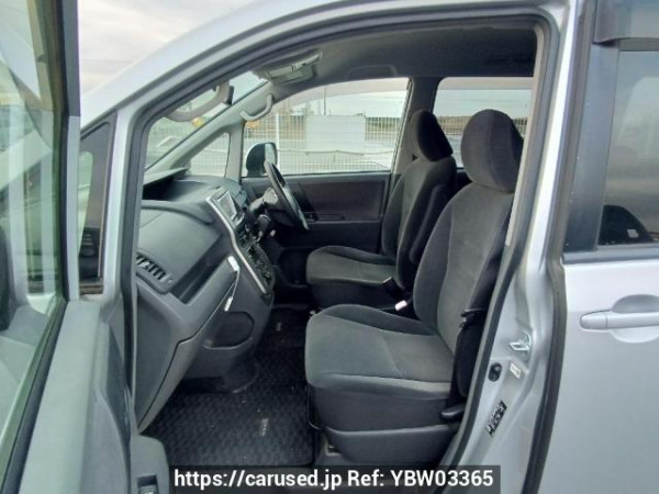 Used 2008 AT toyota noah ZRR70G Image[14]