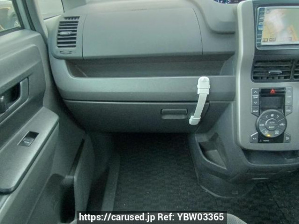 Used 2008 AT toyota noah ZRR70G Image[19]