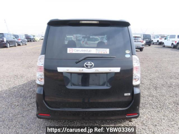Used 2008 AT toyota voxy ZRR70W Image[5]