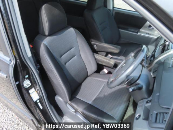 Used 2008 AT toyota voxy ZRR70W Image[15]