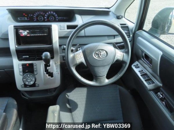 Used 2008 AT toyota voxy ZRR70W Image[25]