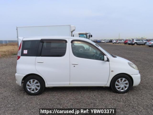 Used 2001 AT toyota fun-cargo NCP20 Image[7]