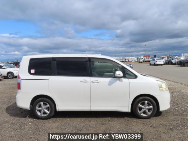 Used 2008 AT toyota noah ZRR70G Image[7]