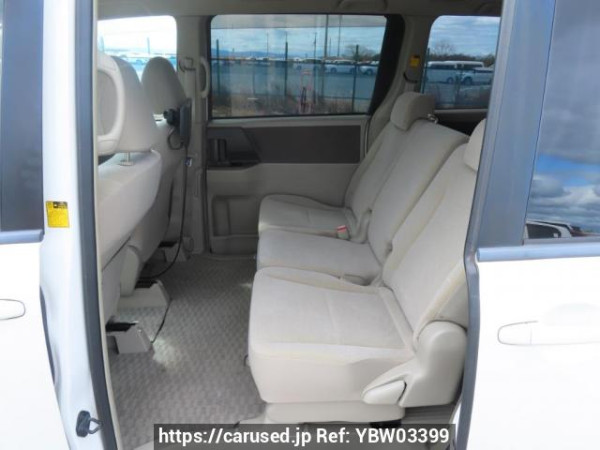 Used 2008 AT toyota noah ZRR70G Image[20]