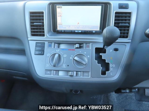 Used 2004 AT toyota raum NCZ20 Image[26]