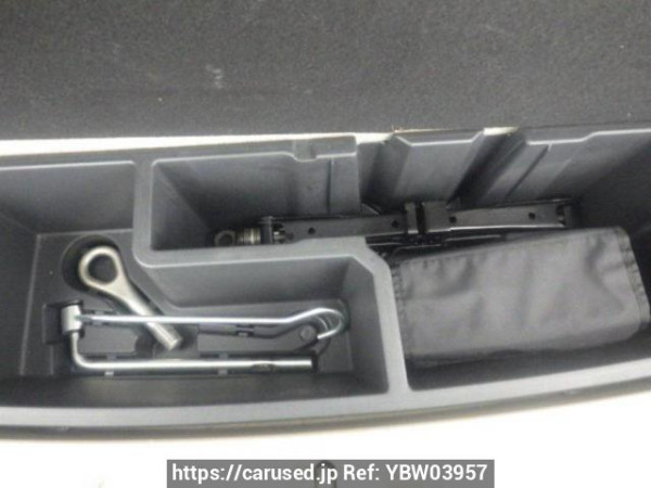 Used 2009 AT toyota passo-sette M502E Image[37]