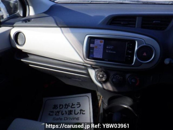 Used 2013 AT toyota vitz NSP130 Image[16]