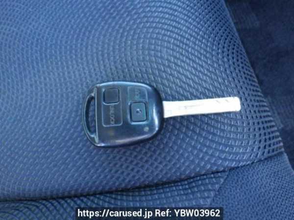 Used 2003 AT toyota harrier ACU35W Image[23]