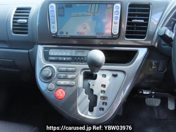 Used 2005 AT toyota wish ZNE10G Image[28]