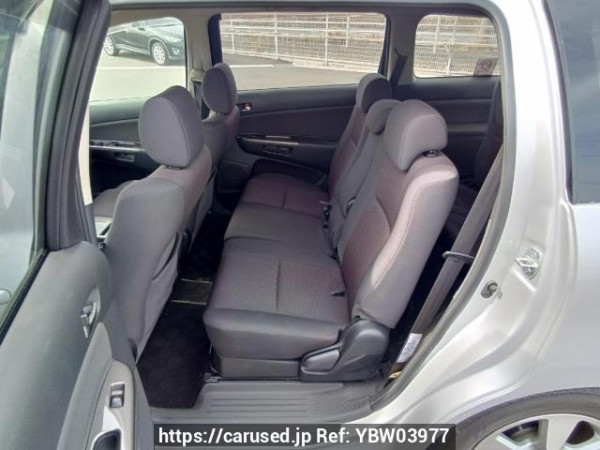 Used 2005 AT toyota wish ANE10G Image[16]