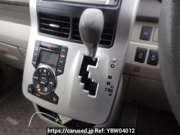 Used 2010 AT toyota noah ZRR75G Image[18]
