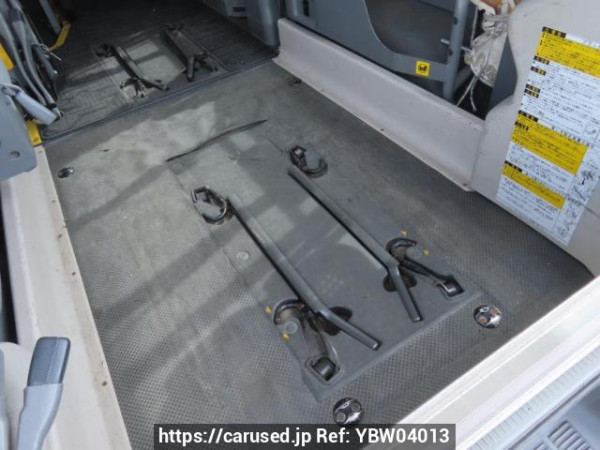 Used 2006 AT toyota regiusace-van KDH200K Image[14]