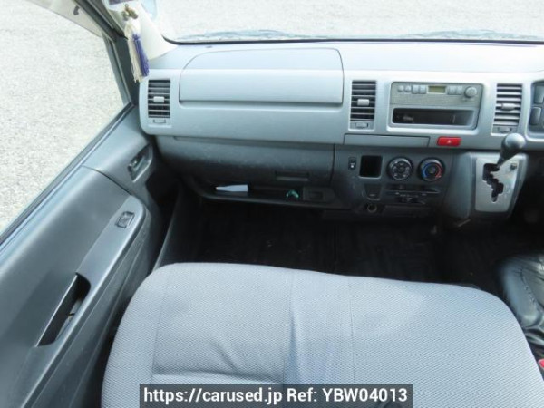 Used 2006 AT toyota regiusace-van KDH200K Image[30]