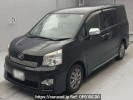 Toyota Voxy ZRR70W