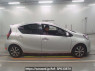 Used 2017 AT toyota aqua NHP10 Image[2]