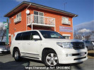 Toyota Land Cruiser UZJ200W