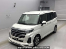 Toyota Roomy M900A