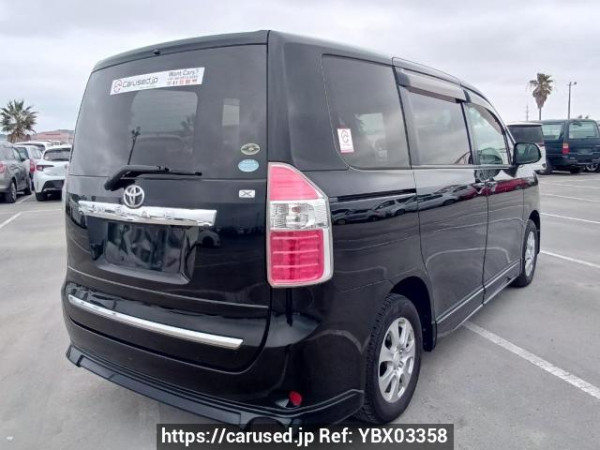 Used 2007 AT toyota noah ZRR70G Image[6]