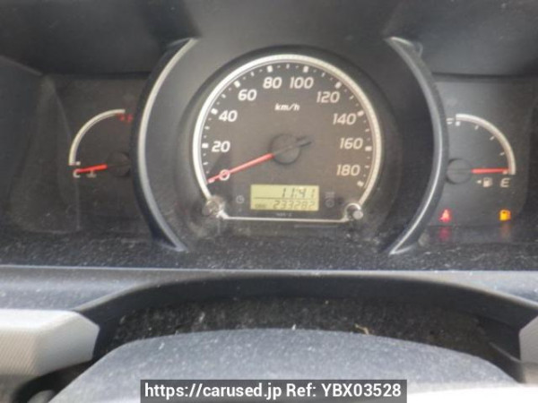 Used 2006 MT toyota regiusace-van KDH205V Image[17]