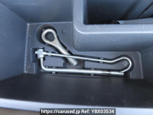 Used 2009 AT toyota passo-sette M502E Image[49]