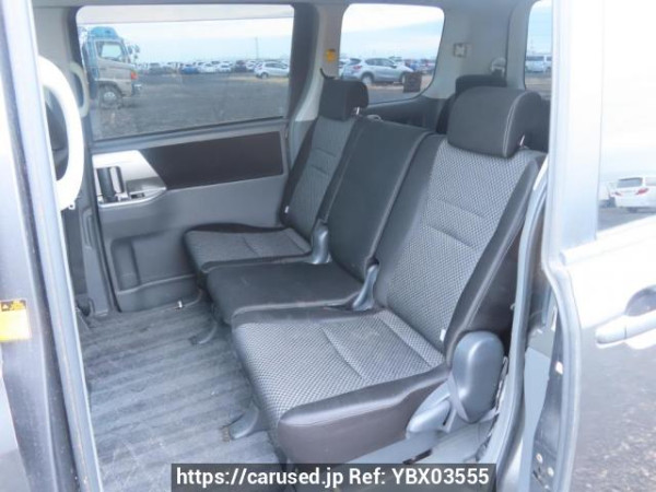 Used 2007 AT toyota noah ZRR70W Image[21]