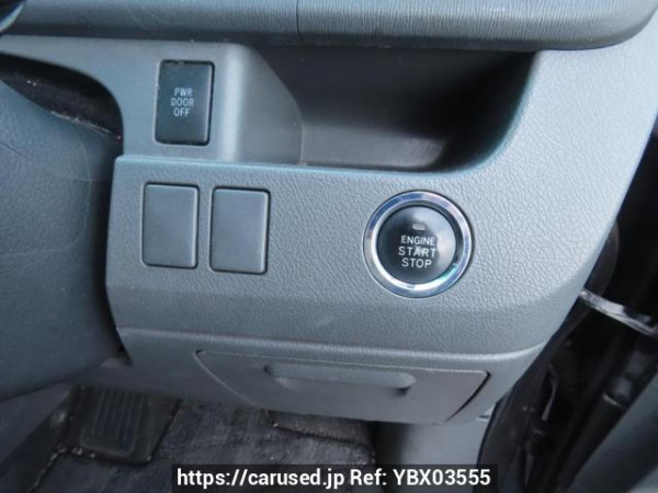 Used 2007 AT toyota noah ZRR70W Image[27]