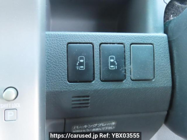 Used 2007 AT toyota noah ZRR70W Image[28]