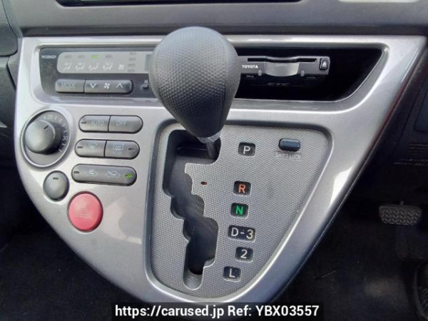 Used 2003 AT toyota wish ZNE10G Image[25]