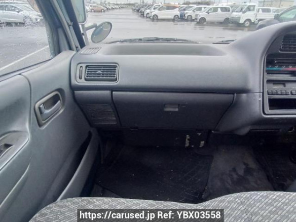 Used 2004 AT toyota hiace-van TRH112V Image[19]