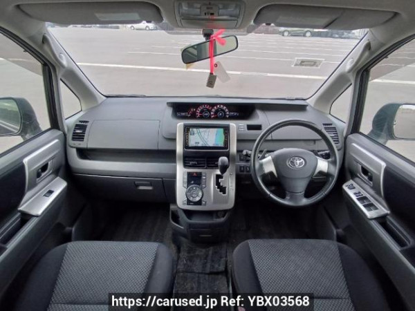 Used 2009 AT toyota noah ZRR70W Image[18]