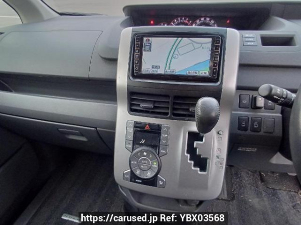 Used 2009 AT toyota noah ZRR70W Image[22]