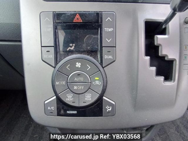 Used 2009 AT toyota noah ZRR70W Image[24]