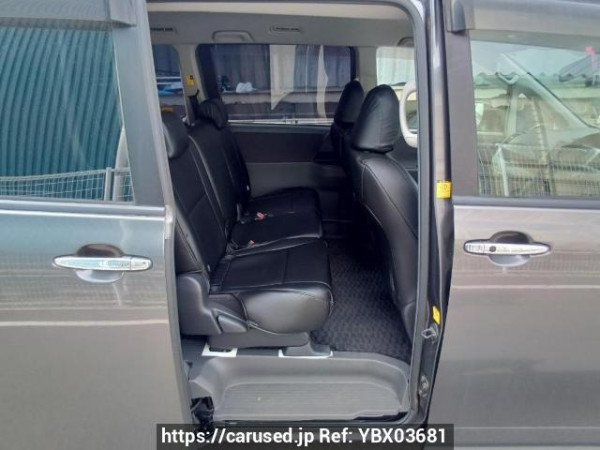 Used 2009 AT toyota noah ZRR70G Image[15]