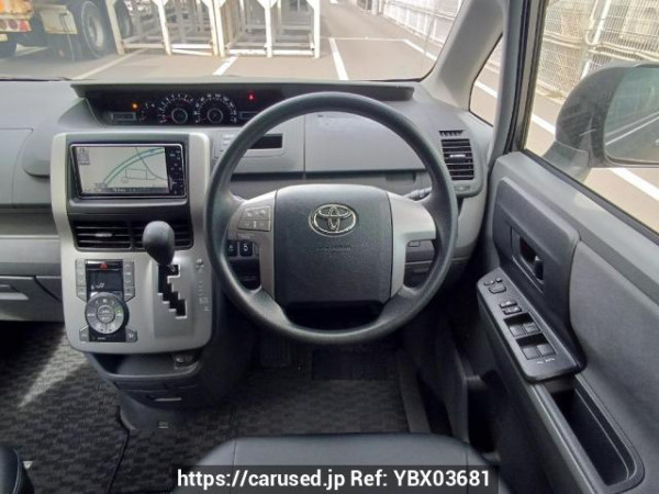 Used 2009 AT toyota noah ZRR70G Image[20]