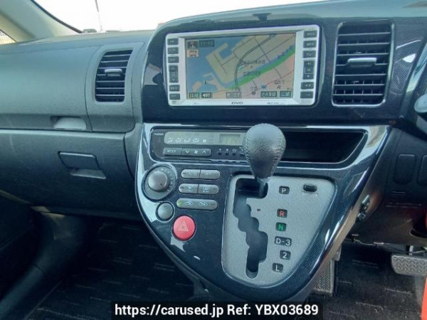 Used 2004 AT toyota wish ZNE10G Image[22]