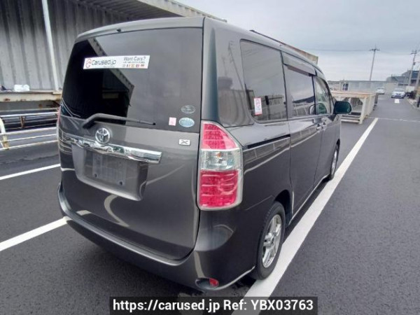 Used 2010 AT toyota noah ZRR70G Image[6]