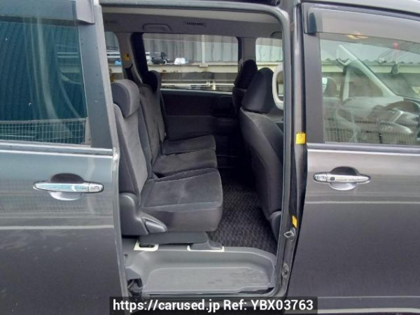 Used 2010 AT toyota noah ZRR70G Image[15]