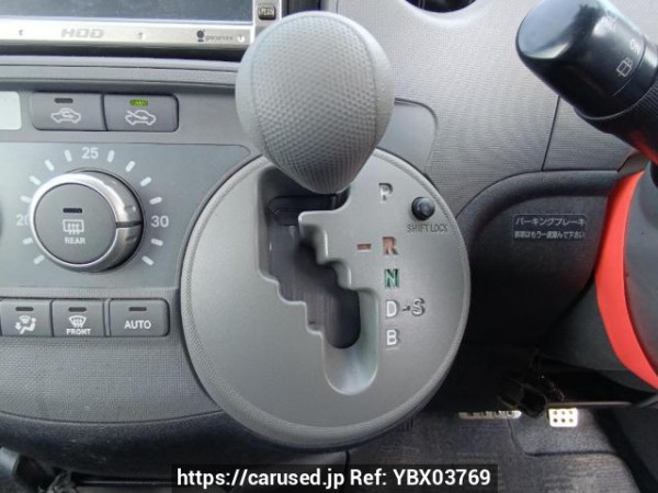 Used 2004 AT toyota sienta NCP81G Image[25]