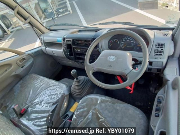 Used 2010 MT toyota dyna-truck XZU304 Image[16]