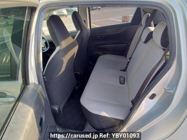 Used 2012 AT toyota vitz NSP130 Image[16]