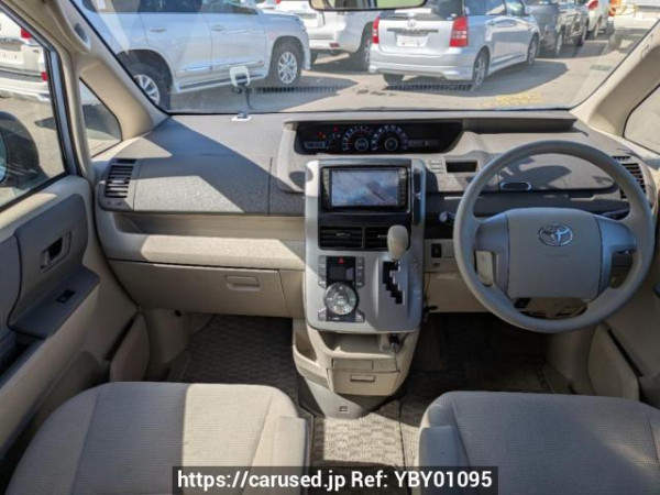 Used 2008 AT toyota noah ZRR70G Image[16]