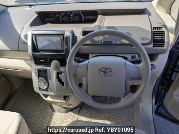 Used 2008 AT toyota noah ZRR70G Image[19]