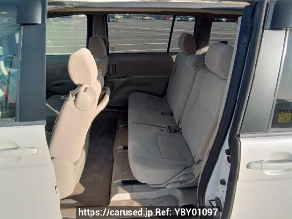 Used 2009 AT toyota isis ANM10G Image[16]