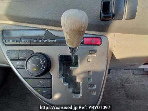 Used 2009 AT toyota isis ANM10G Image[25]