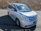 Toyota Noah ZRR70G