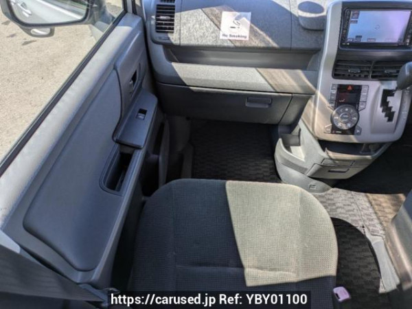 Used 2008 AT toyota noah ZRR70G Image[17]